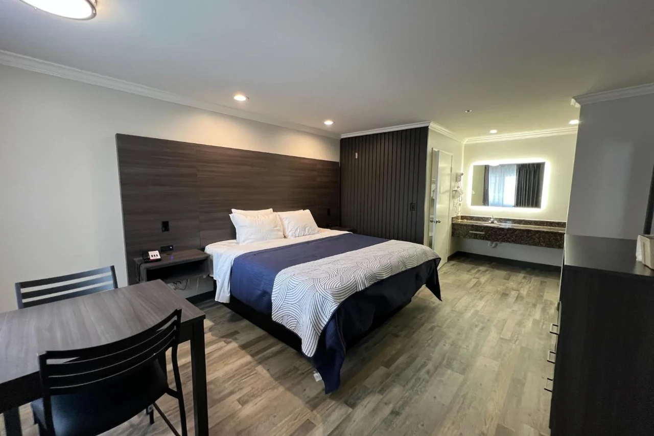 Cloud 9 Inn LAX